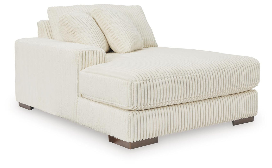 Lindyn Sectional with Chaise - Eclectic 79 Furniture Store