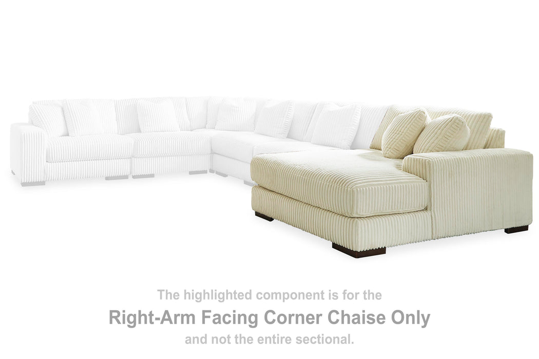 Lindyn Sectional with Chaise - Eclectic 79 Furniture Store