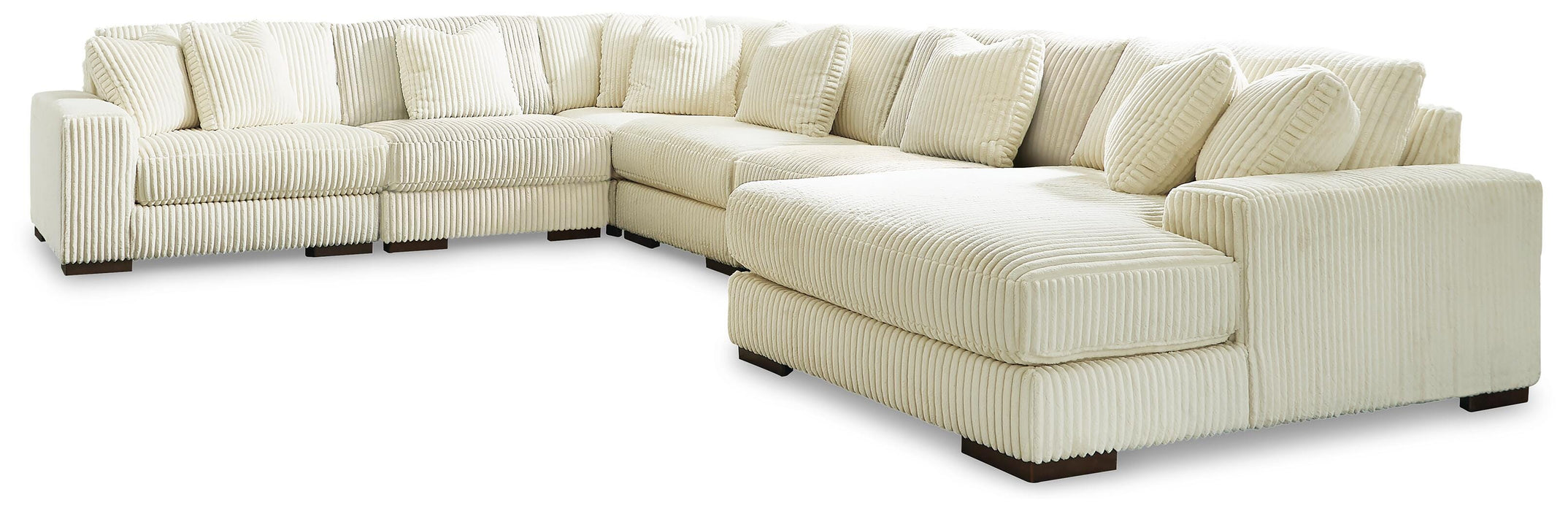 Lindyn Sectional with Chaise - Eclectic 79 Furniture Store