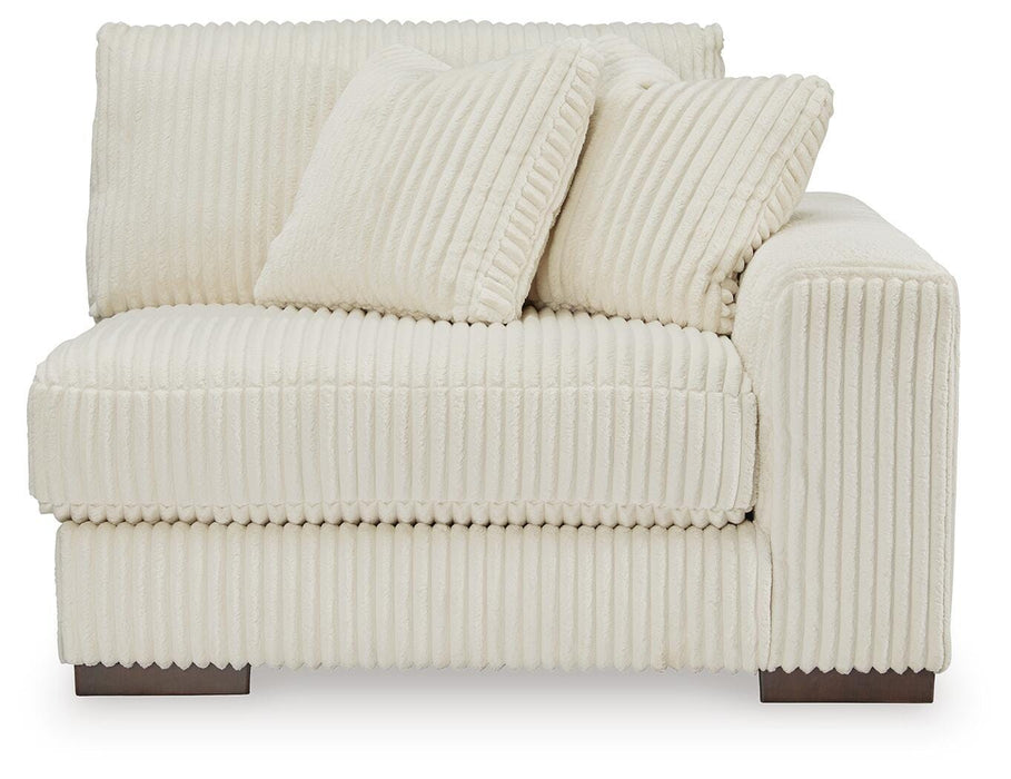 Lindyn Sectional with Chaise - Eclectic 79 Furniture Store