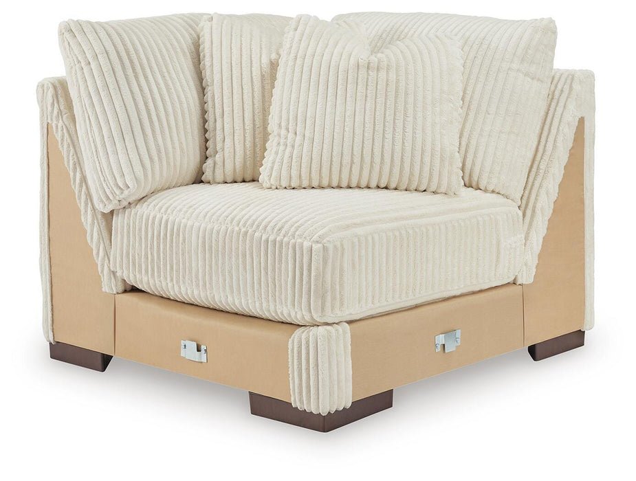 Lindyn Sectional with Chaise - Eclectic 79 Furniture Store