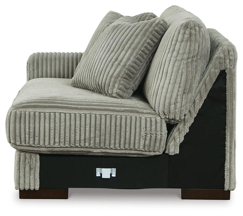 Lindyn Sectional with Chaise - Eclectic 79 Furniture Store