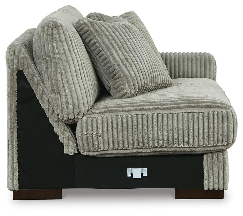 Lindyn Sectional with Chaise - Eclectic 79 Furniture Store