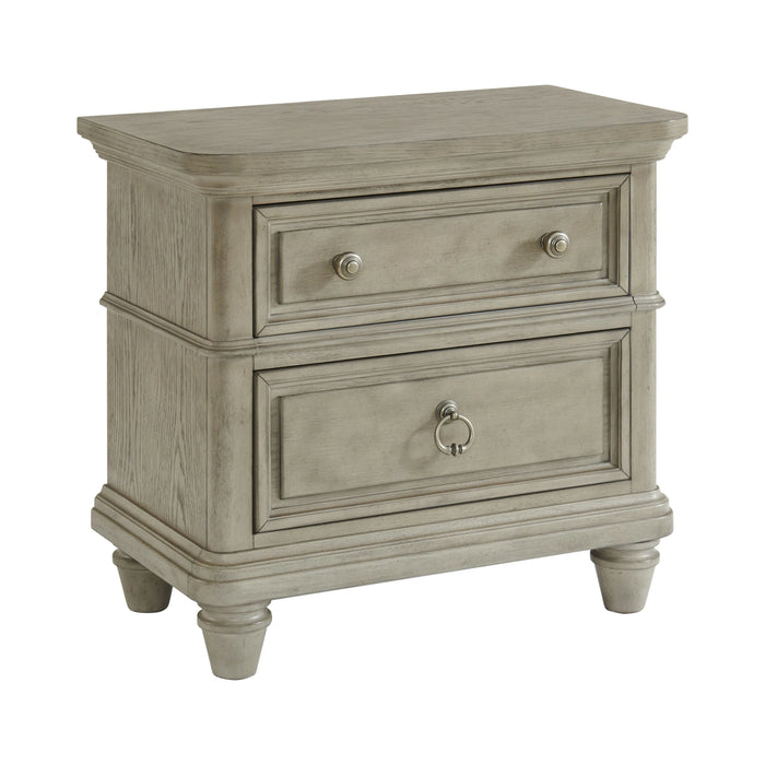 Whit-Ash Bedroom Set with 2 Nightstands in Light Grey