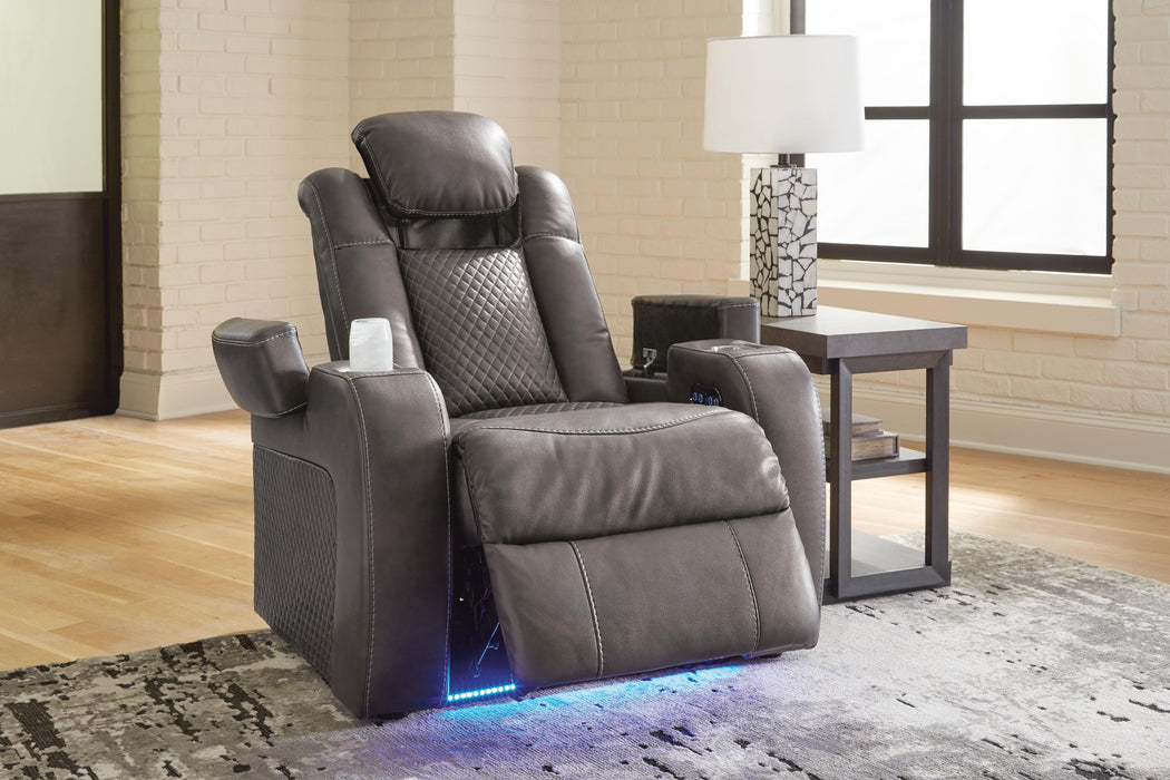 Fyne-Dyme Power Recliner - Eclectic 79 Furniture Store