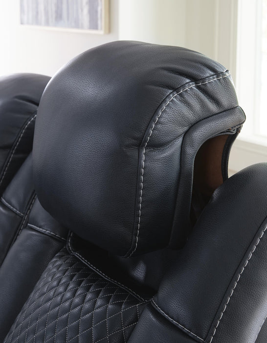 Fyne-Dyme Power Recliner - Eclectic 79 Furniture Store