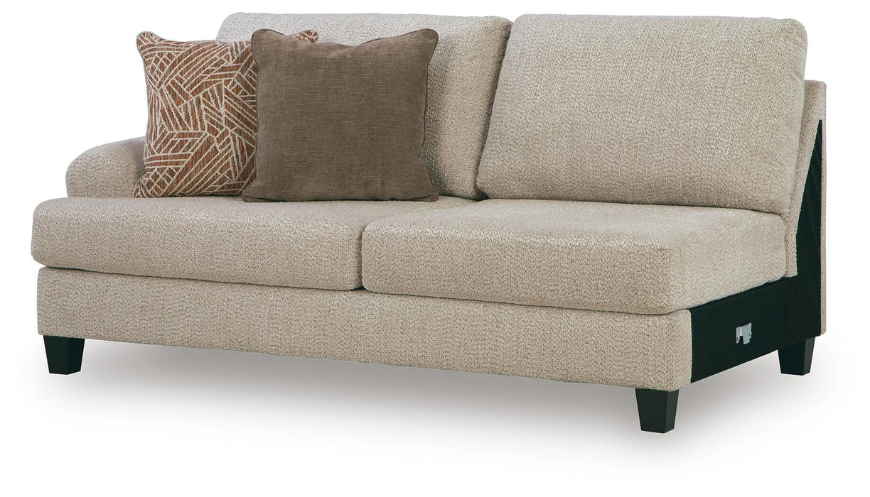 Steelwater Retreat Sectional with Chaise - Eclectic 79 Furniture Store