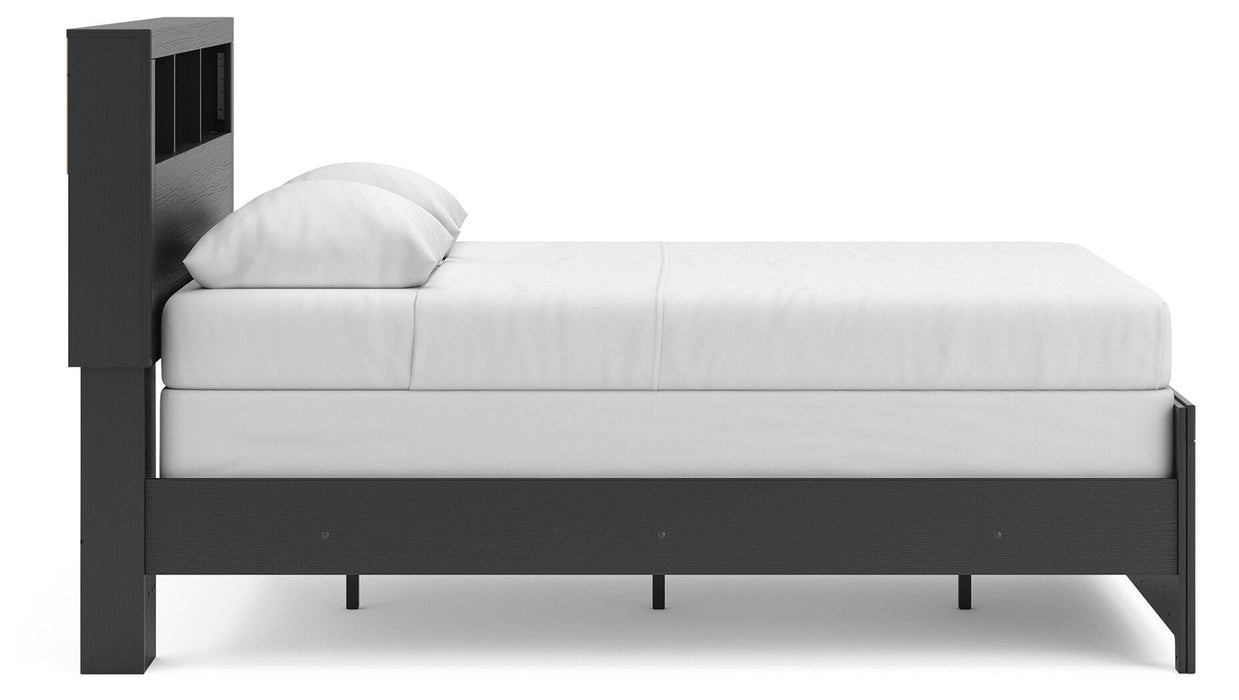 Broachmyn Bed - Eclectic 79 Furniture Store