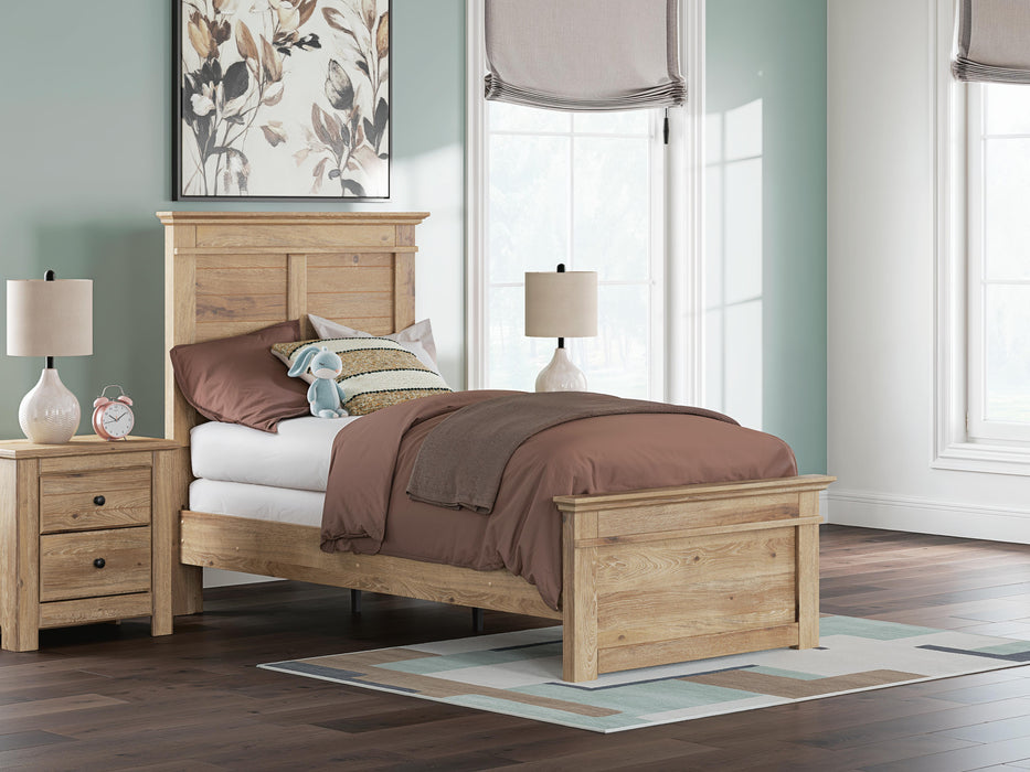 Makidern Bed - Eclectic 79 Furniture Store