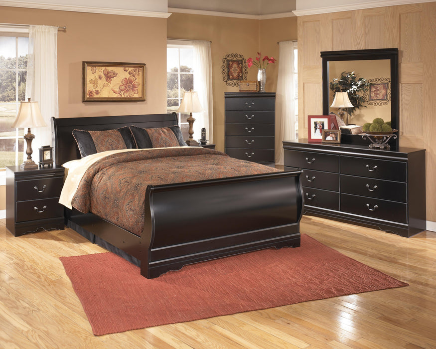 Huey Vineyard Dresser and Mirror - Eclectic 79 Furniture Store