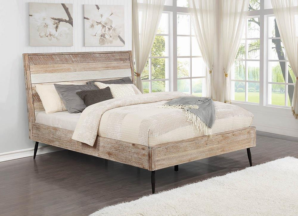 G215763 Queen Bed - Eclectic 79 Furniture Store