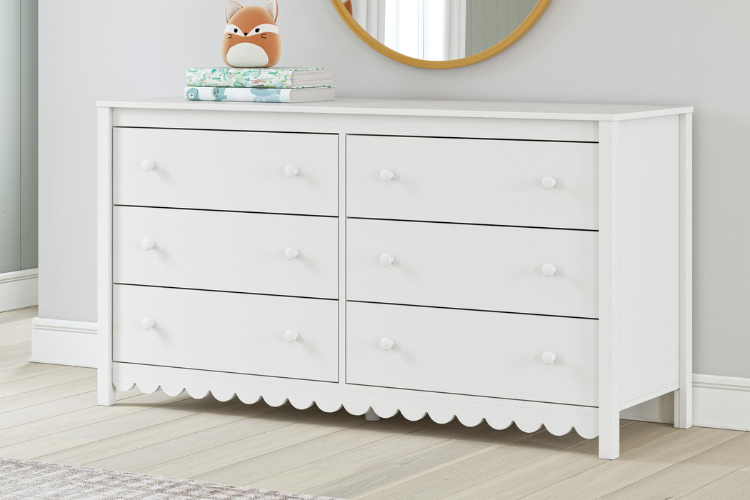 Hallityn Dresser - Eclectic 79 Furniture Store