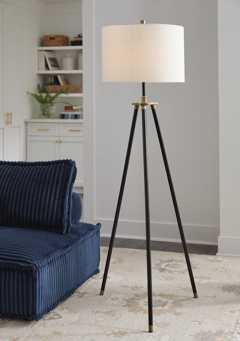 Cashner Floor Lamp - Eclectic 79 Furniture Store