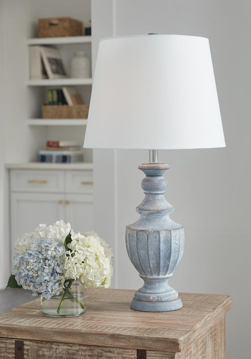 Cylerick Table Lamp - Eclectic 79 Furniture Store