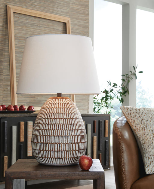 Darrich Lamp Set - Eclectic 79 Furniture Store