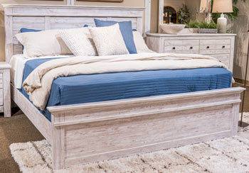Makidern Bed - Eclectic 79 Furniture Store