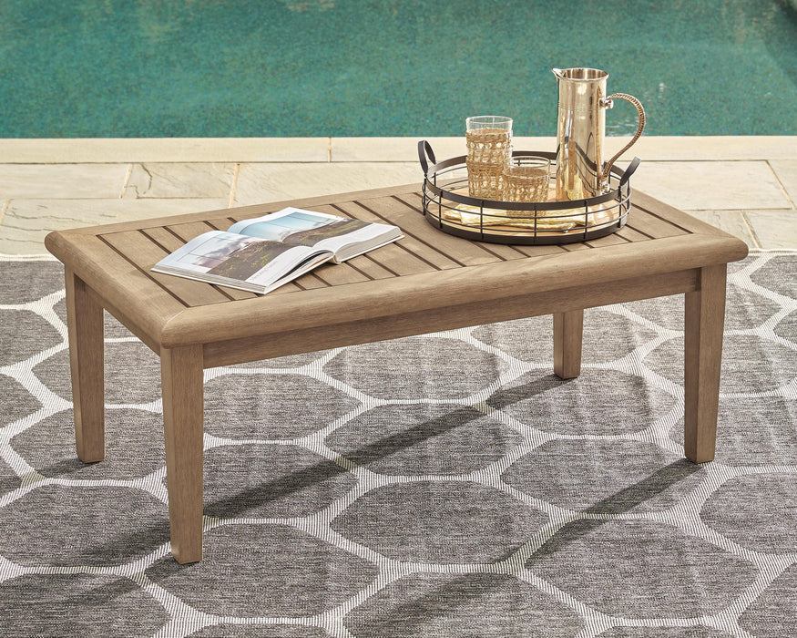 Gerianne Coffee Table - Eclectic 79 Furniture Store