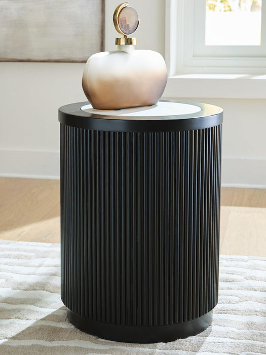 Grayman End Table - Eclectic 79 Furniture Store
