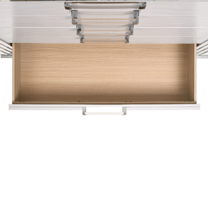 Twenty Nine Chest White