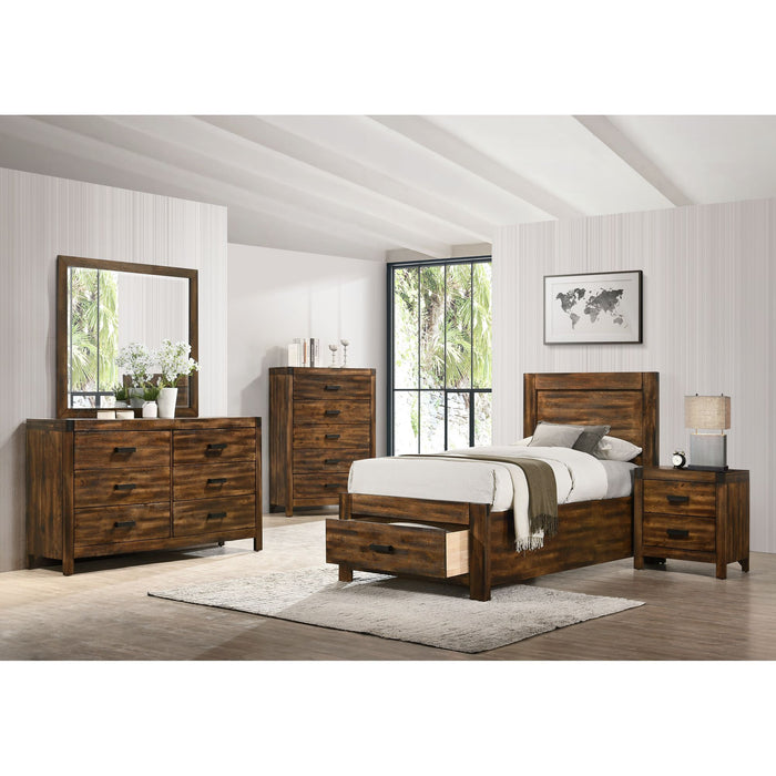 Warner Platform Storage Bedroom Set